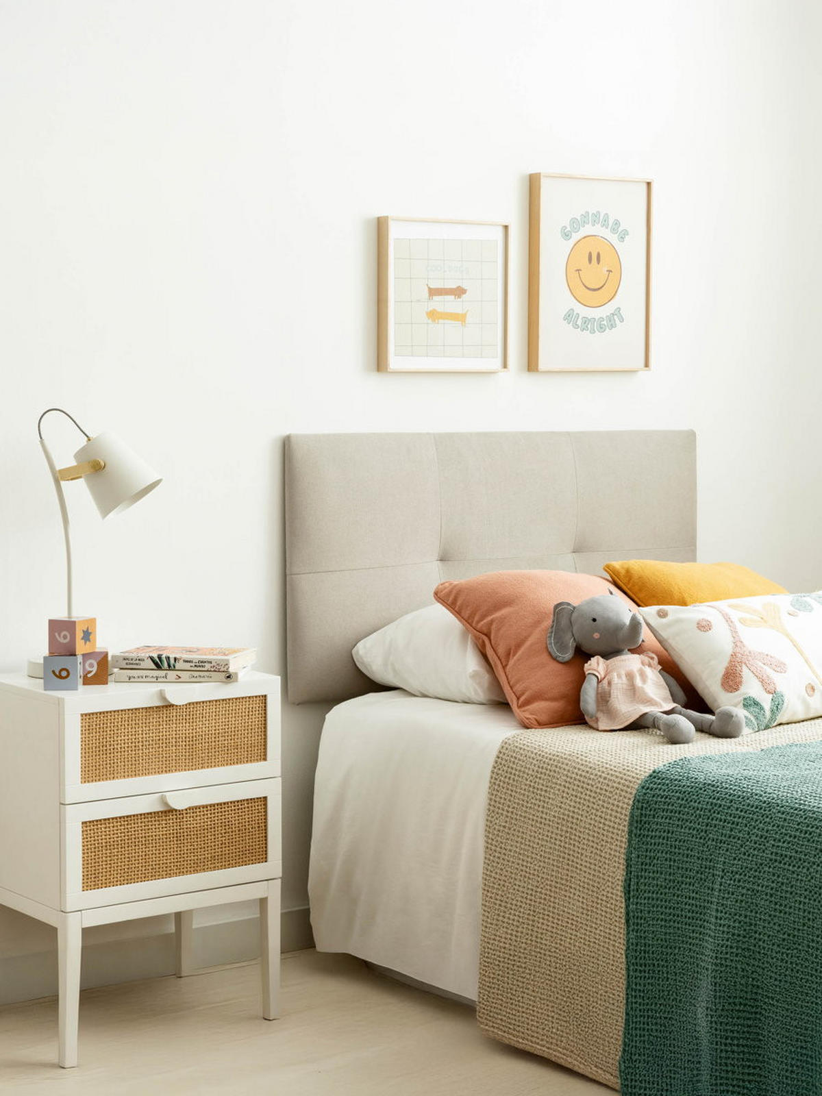 KOPFTEIL Ilan Beige 107 cm x 52 cm - Beige, Textil (107/52/3cm) - Kenay Home