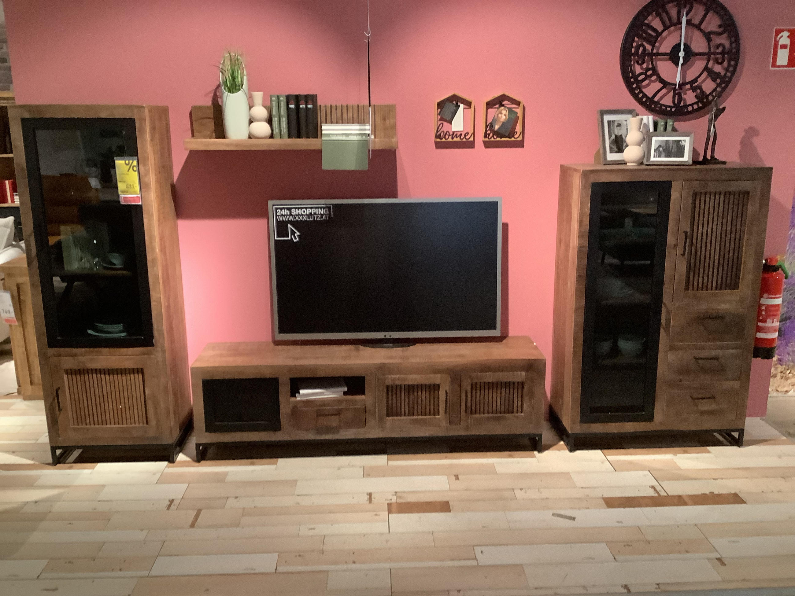 WOHNWAND HERITAGE - Carryhome