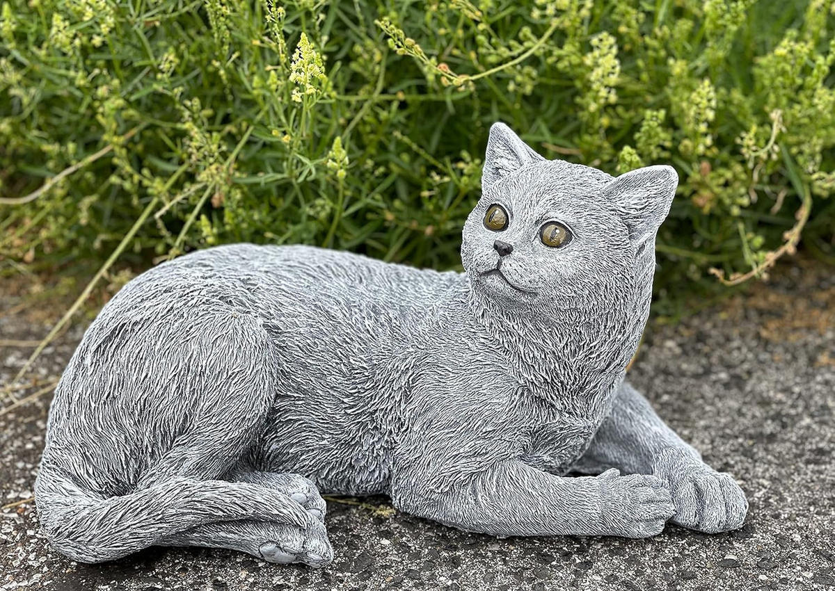 STEINFIGUR Katze Lotti liegend frostfest Steinguss - Grau, Stein (34/18/18cm) - stoneandstyle