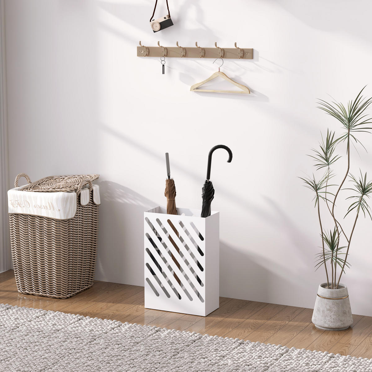 SCHIRMSTÄNDER mit 4 Haken Stahl 28 x 14 x 41 cm Weiß - Weiß, Metall (28/41/14cm) - HOMCOM