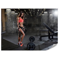 FOTOTAPETE Fit Frau Gym Langhantel Kraft Sport Fitnessstudio 400x280 - Schwarz/Braun, Papier (400/280cm) - Muralo