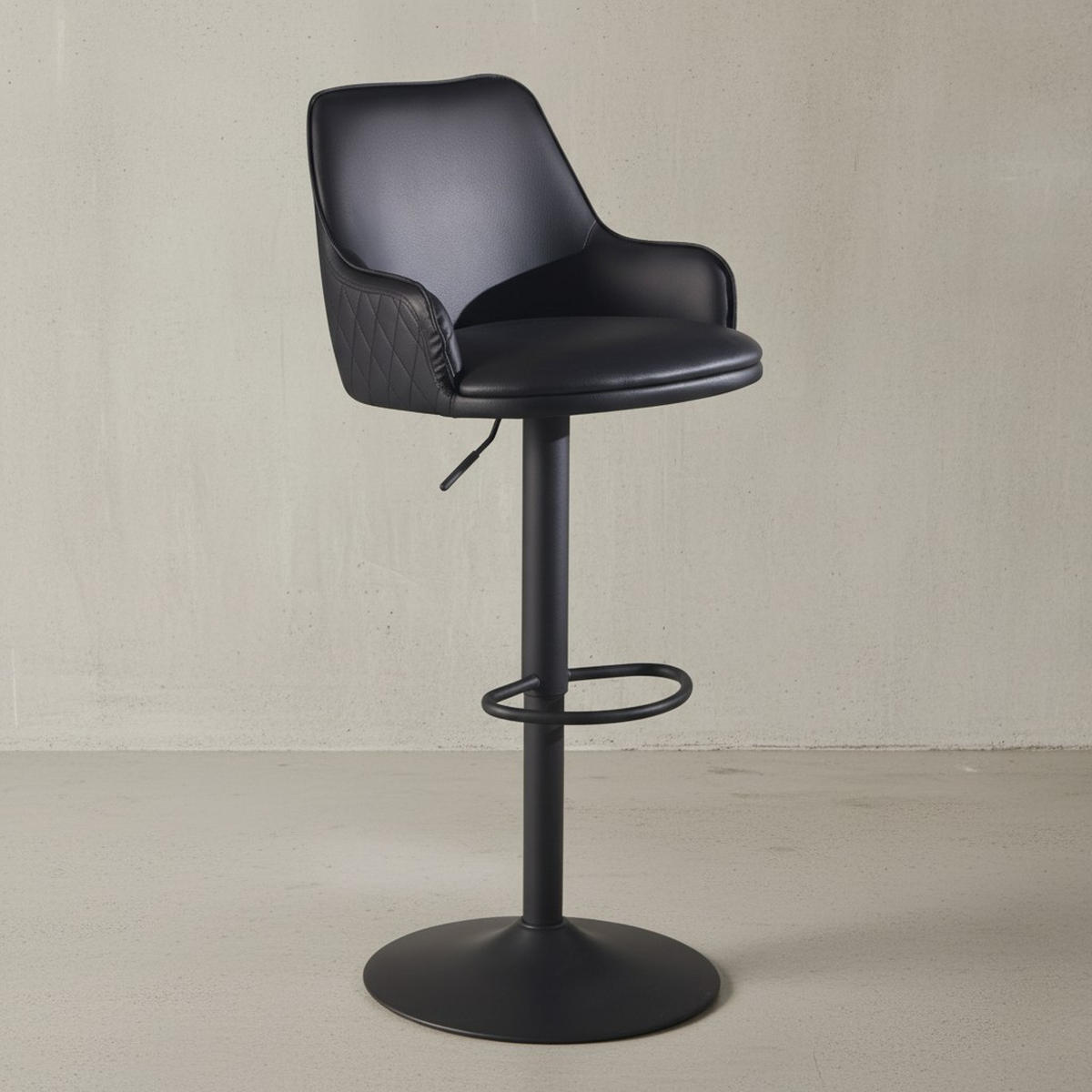 BARHOCKER – Kunstleder Schwarz, Armlehnen, Rückenlehne, höhenverstellbar 86–106 cm, Trompetenfuß, 100 kg - Schwarz, Kunststoff/Textil (45/106/45cm) - KADIMA DESIGN