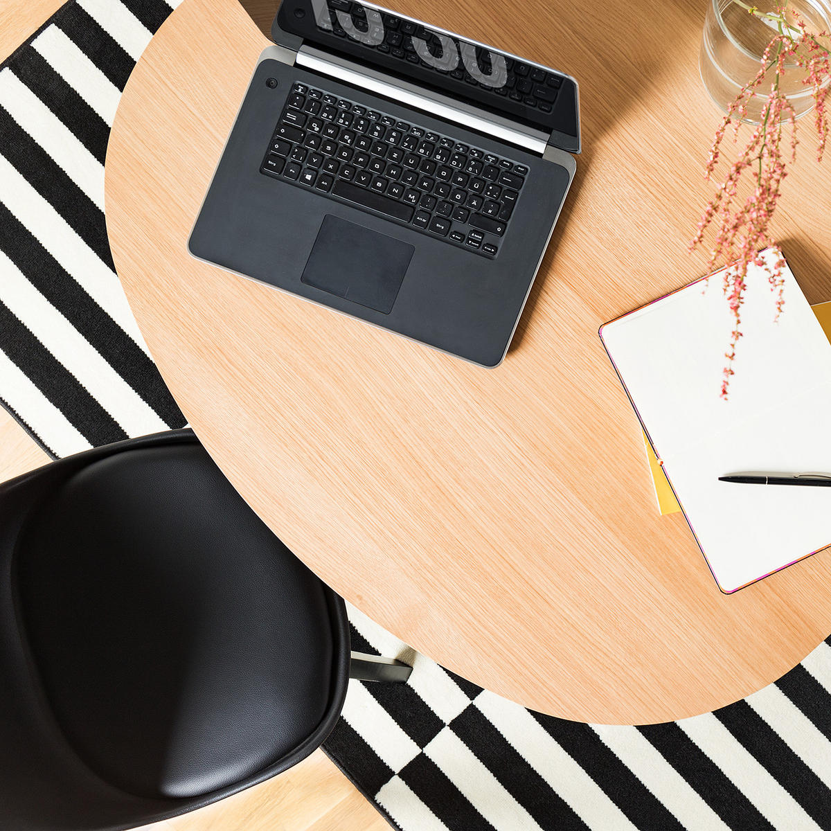 ESSZIMMERSTUHL - Schwarz, Holz/Kunststoff (49/85/55cm) - home24