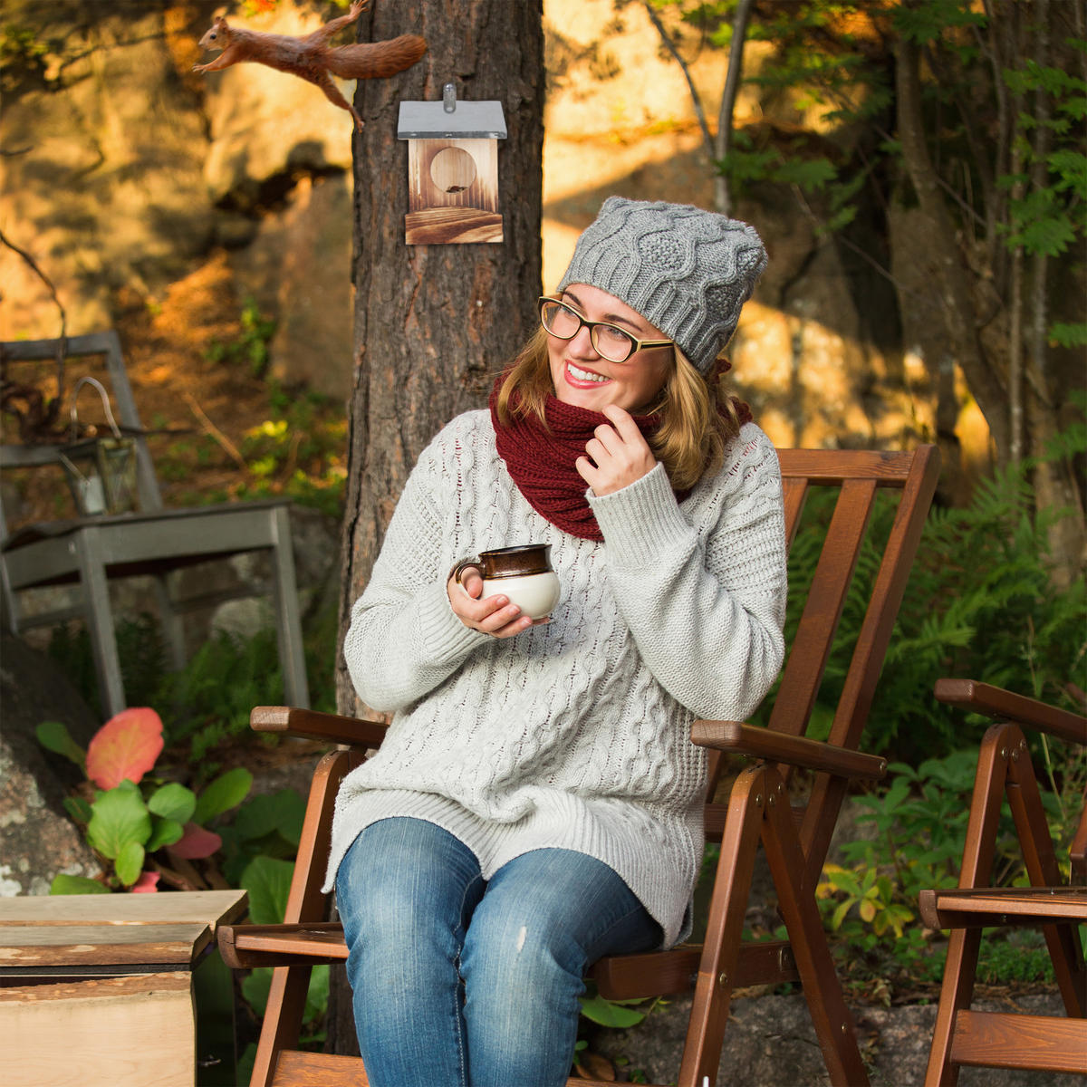 EICHHÖRNCHEN Futterhaus - Braun, Holz/Metall (12/18/25cm) - Relaxdays