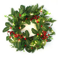 RUNDER LED-Weihnachtskranz Ø 40 cm mit roten Beeren, 30 LEDs, Timer - Dunkelgrün, Naturmaterialien (40cm) - Hometopia