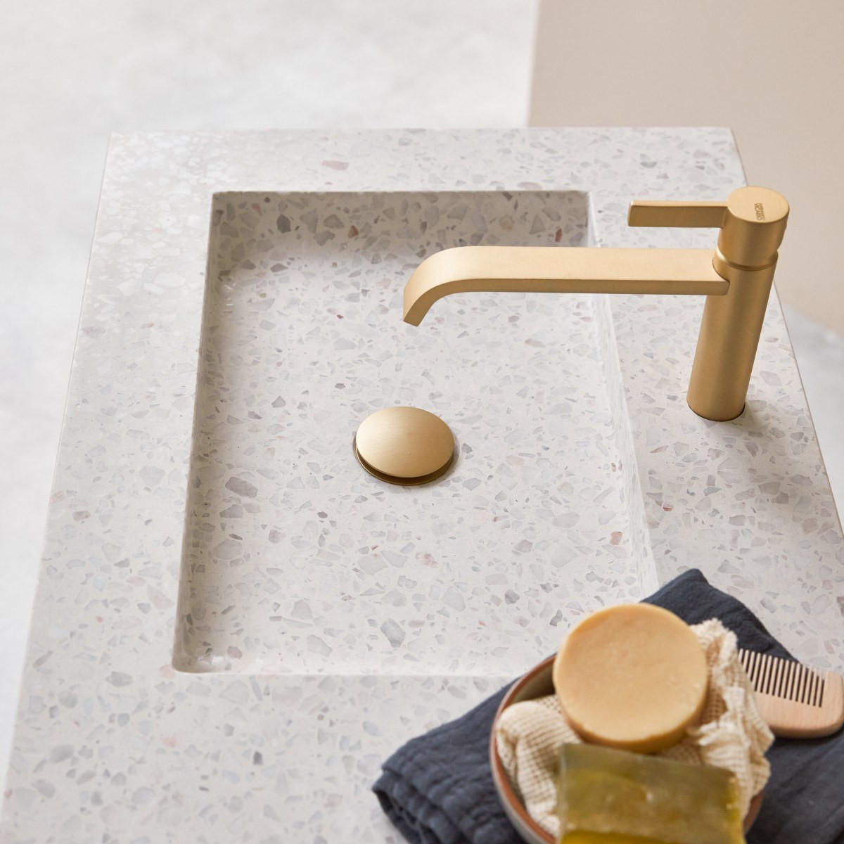 BADEZIMMERMÖBEL Nova Beige aus Eiche - Beige, Holz (121/90/46cm) - Tikamoon