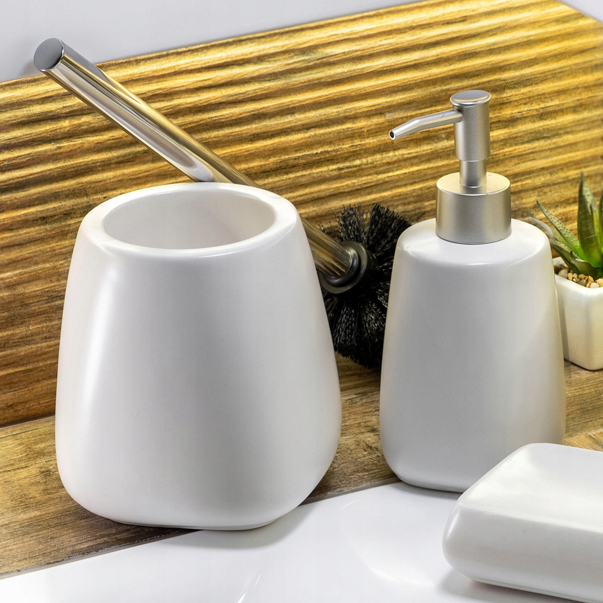 BADEZIMMERSET SEIFENSPENDER + WC-Bürstengarnitur, weiß - Weiß, Keramik/Kunststoff (12/36cm) - KADAX