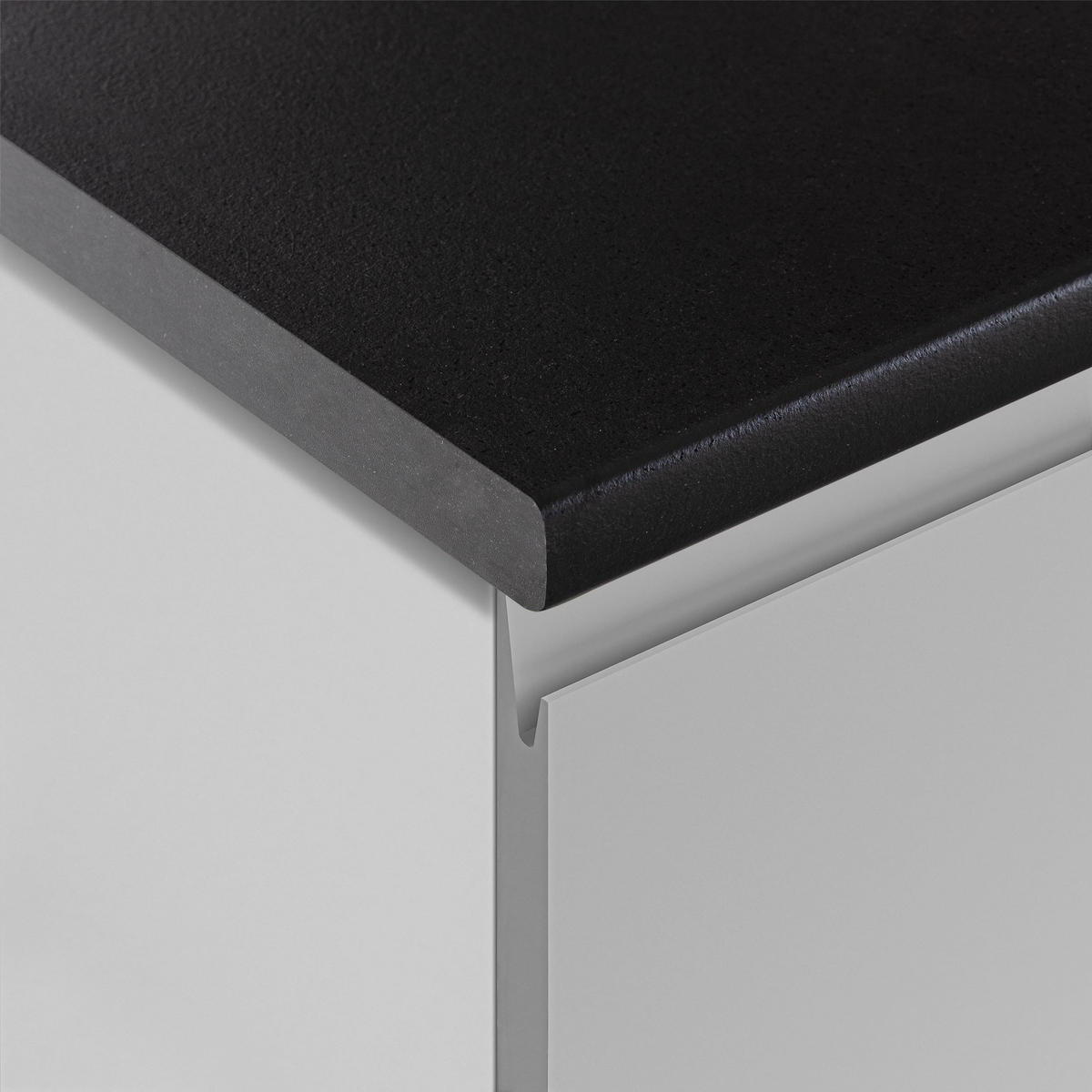 KÜCHENLEERBLOCK Aquileia 240 cm Grau mit Weißem Korpus mit Arbeitsplatte Vulkanisch Schwarz - Schwarz/Grau, Holzwerkstoff (240/157.8/60cm) - AX Living