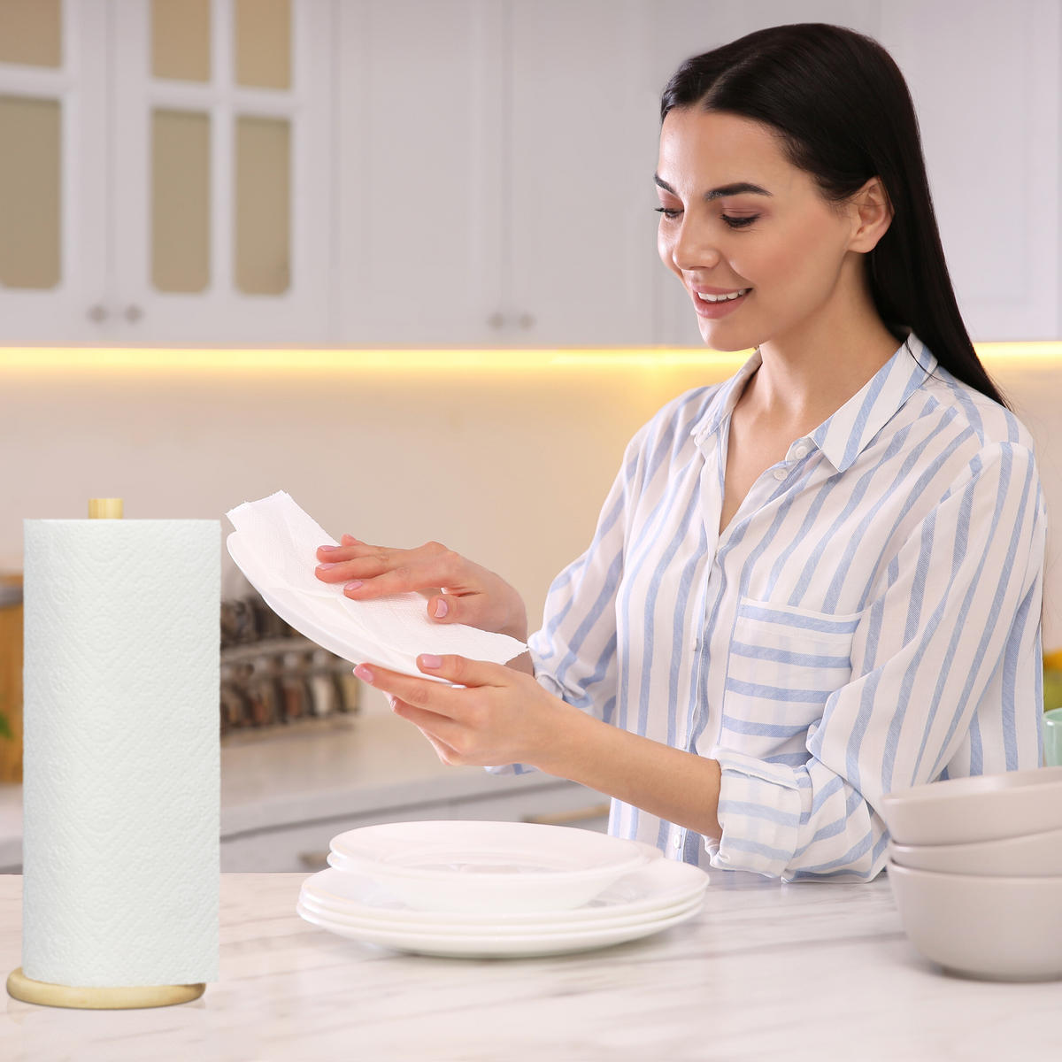 KÜCHENROLLENHALTER - Hellbraun, Holz (11.5/28/11.5cm) - Relaxdays