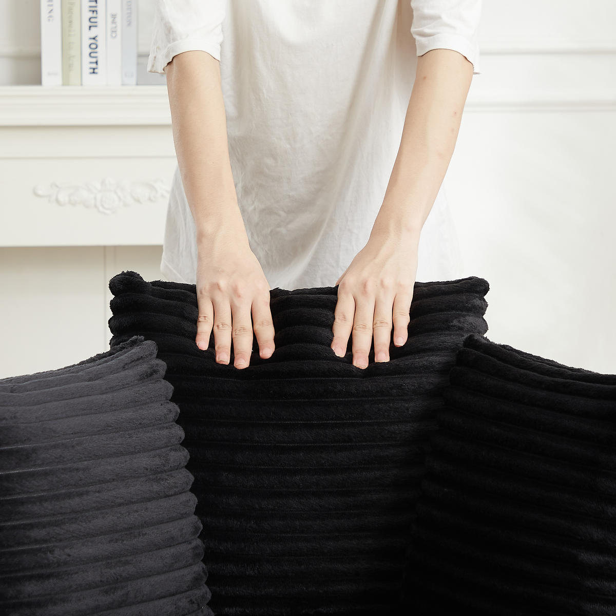 SESSEL DE-34516 minimalistisch mit 3 Kissen Schwarz - Schwarz, Textil (110/82/110cm) - ComfortXL