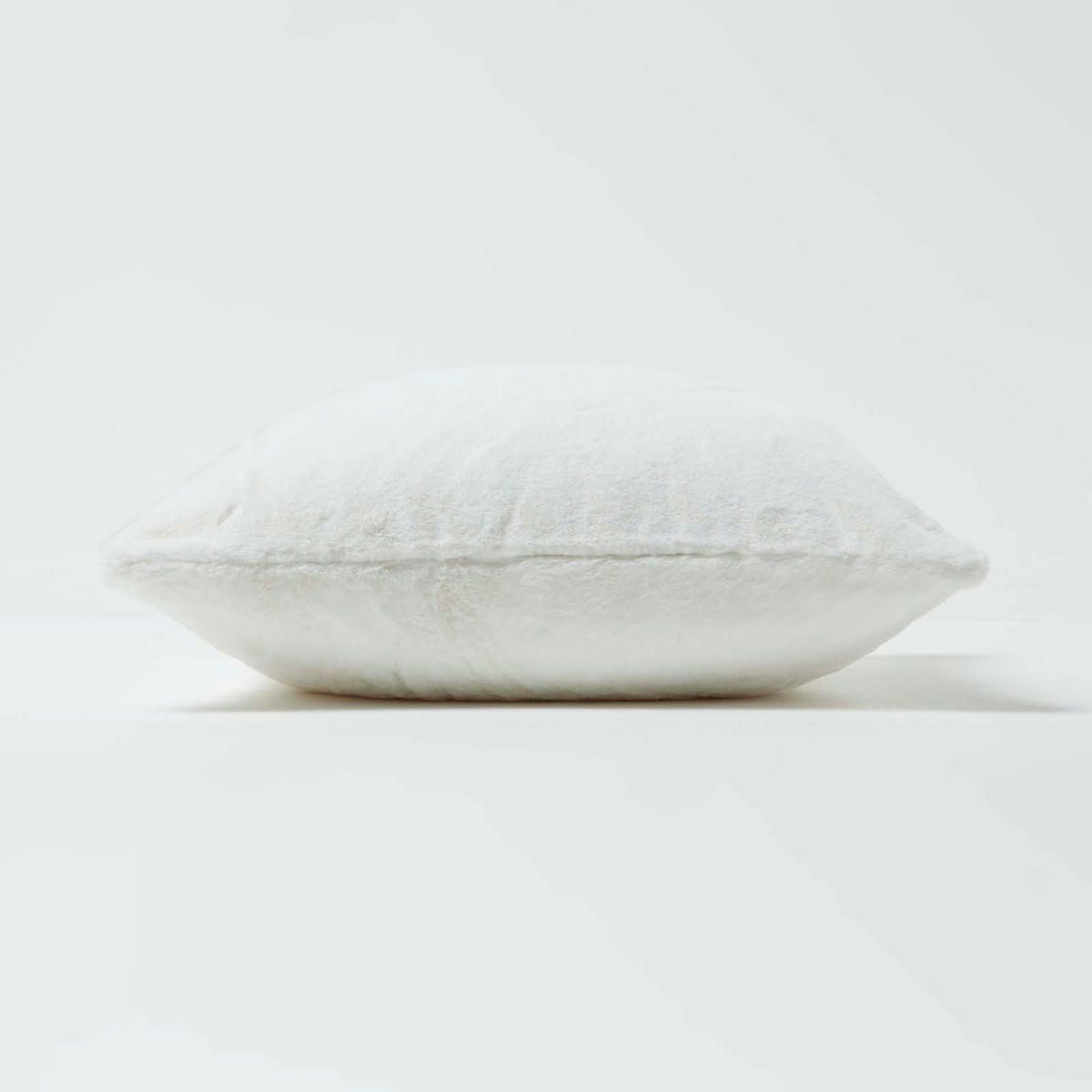 KISSENHÜLLE Kunstfell creme 46/46 cm - Creme, Textil (46/46cm) - Homescapes