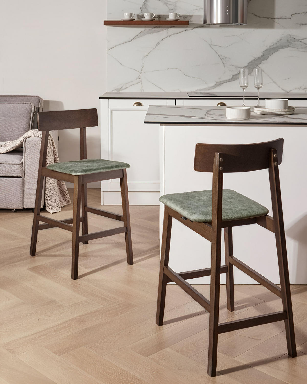 BARSTUHL 2er-Set Holz Dunkelbraun/GrünIsanti - Dunkelbraun, Holz (44/92/54cm) - Beliani