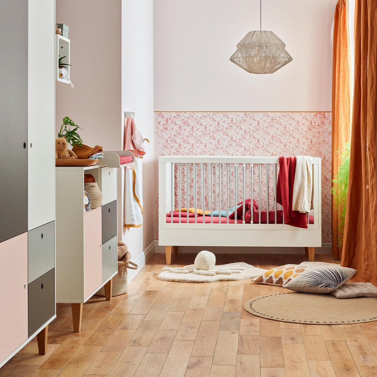 DĚTSKÁ KOMODA růžová - růžová, kompozitní dřevo (103.5/96.5/55cm) - Petits-meubles