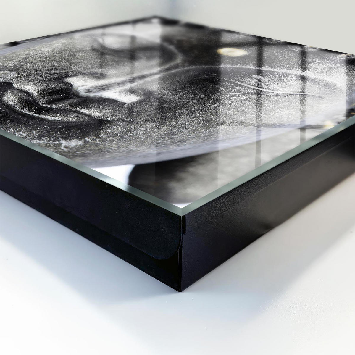 SCHLÜSSELBOX Schwarz 30x30 cm- Türöffnung nach rechts - Zen-Porträt - Grau, Metall (30/30/5cm) - TULUP