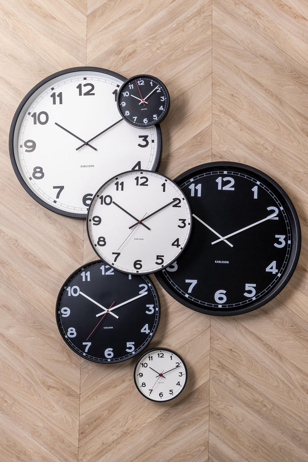 WANDUHR New Classic Small - Weiß - Weiß, Metall (20/20/4cm) - Karlsson