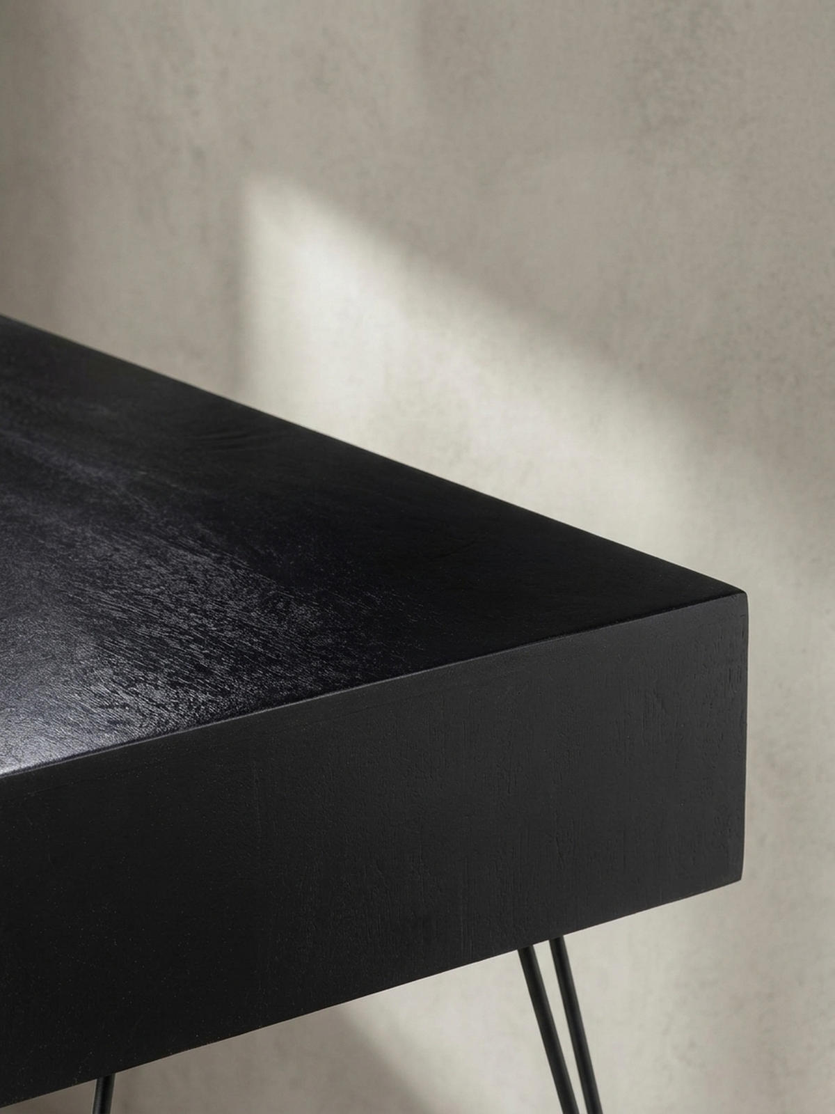 COUCHTISCH Mango Massivholz Metall 100x50x40cm mit Stauraum und Haarnadelbeinen - Schwarz, Holz/Metall (50/100/40cm) - KADIMA DESIGN