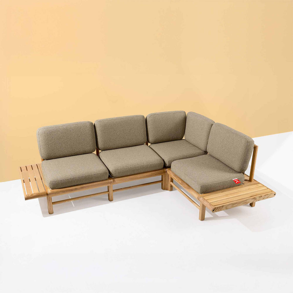 LOUNGESOFA ATREDA rechts - Beige, Holz/Textil (245/74/175cm) - KONSIMO®