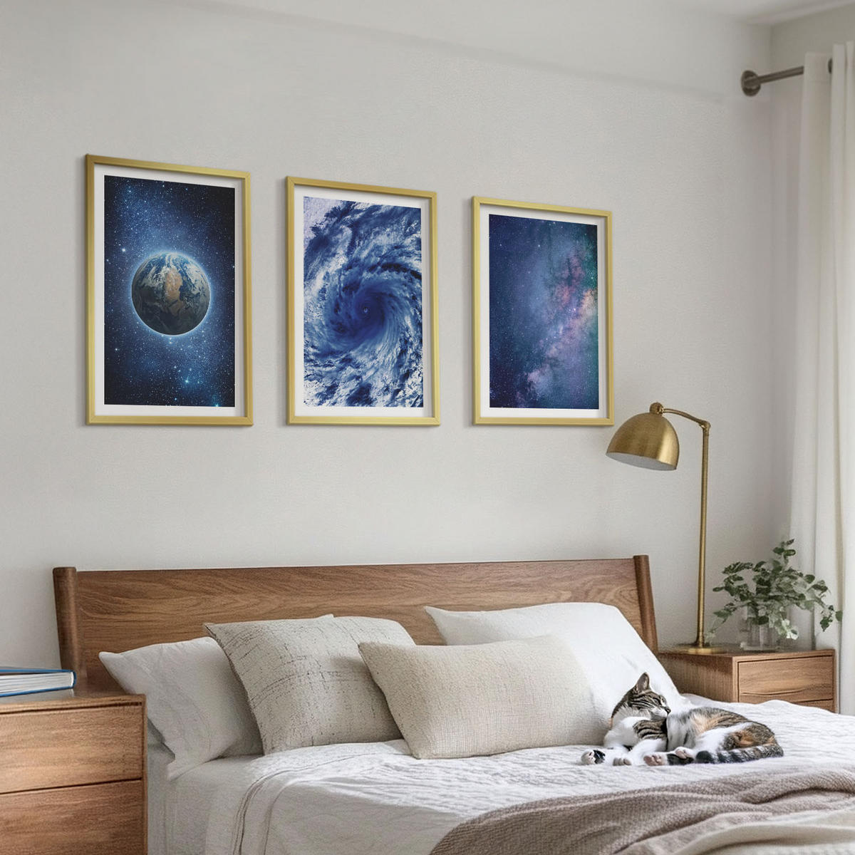 WANDBILDER 3er Set - 40x60 cm Goldrahmen - Erde Weltraumsturm Galaxie - Goldfarben, Kunststoff (40/60cm) - ArtPrintCave