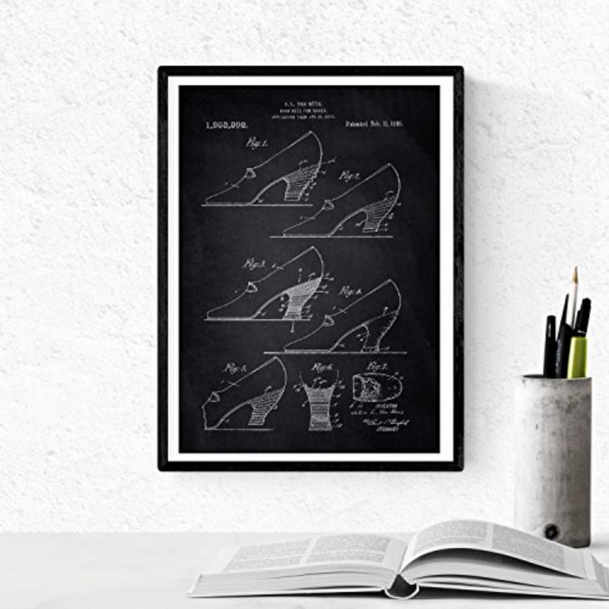 POSTER Set mit 4 SCHWARZ Mode Patenten A4 Schwarzer Rahmen - Schwarz, Papier (29.7/3cm) - Nacnic