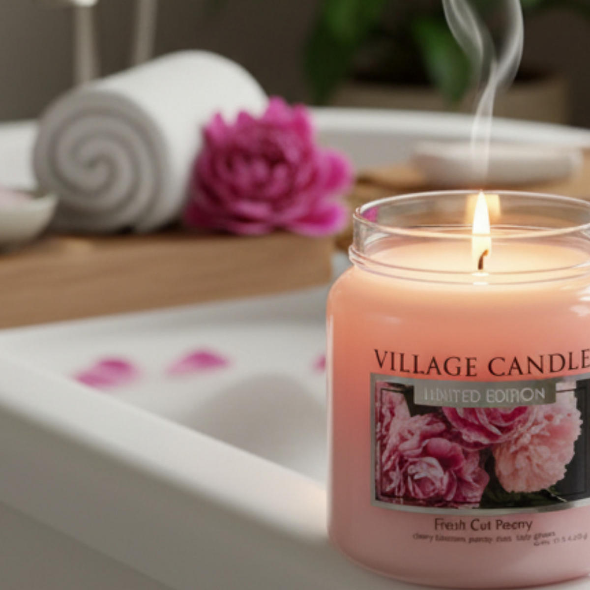 DUFTKERZE Fresh Cut Peony Rosa 389 g Glas - Rosa, Glas (12cm) - Village Candle