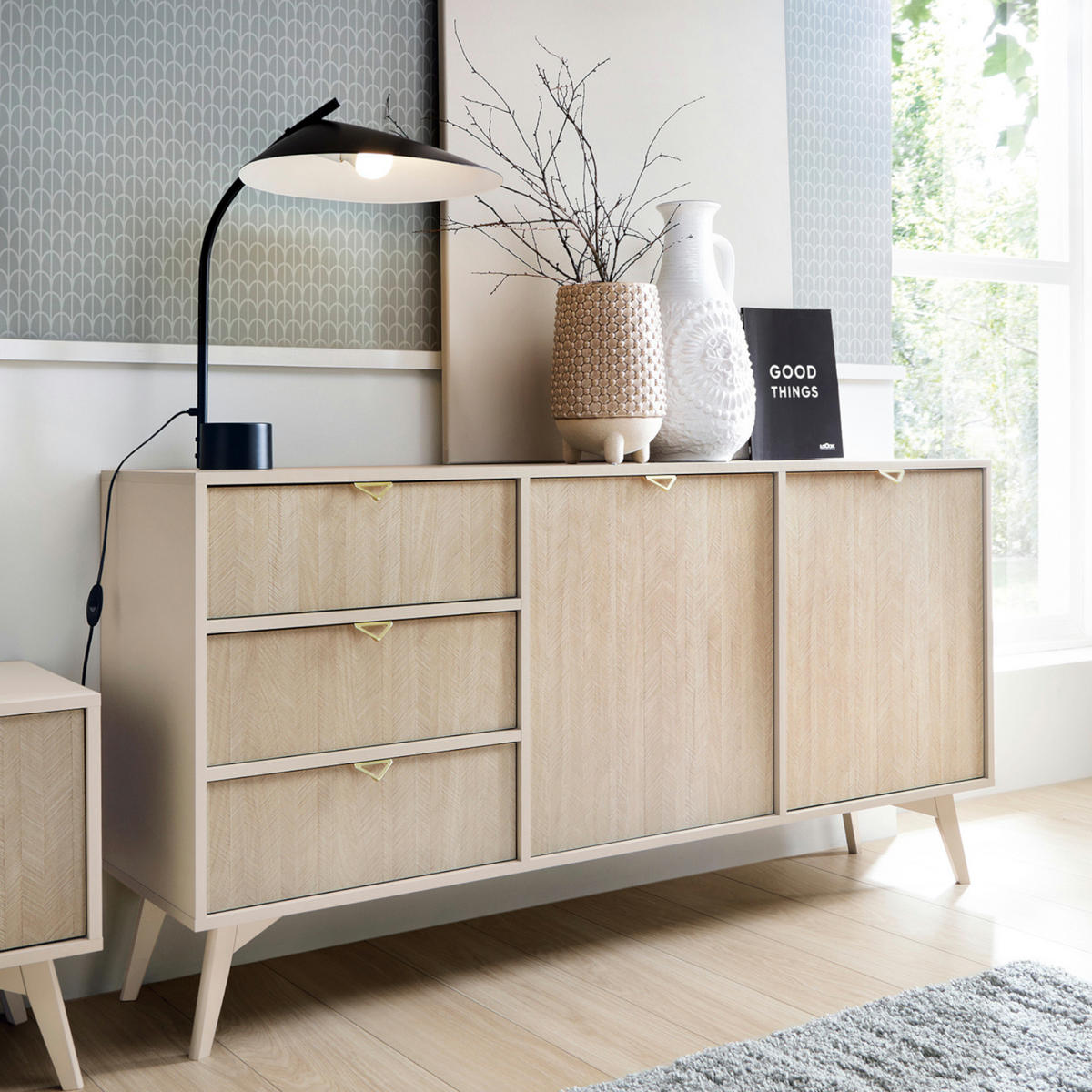 SIDEBOARD TOFINO KOM2-2D3S Holzbeine Beige Fischgrätenmuster - Eichefarben/Beige, Holz/Holzwerkstoff (158/80/38cm) - Komodee
