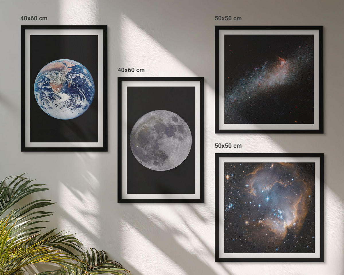BILDER SET 4er Set - 50x50 cm & 40x60 cm Schwarzer Rahmen - Galaxie Weltraum Mond - Schwarz, Kunststoff (50/50cm) - TULUP