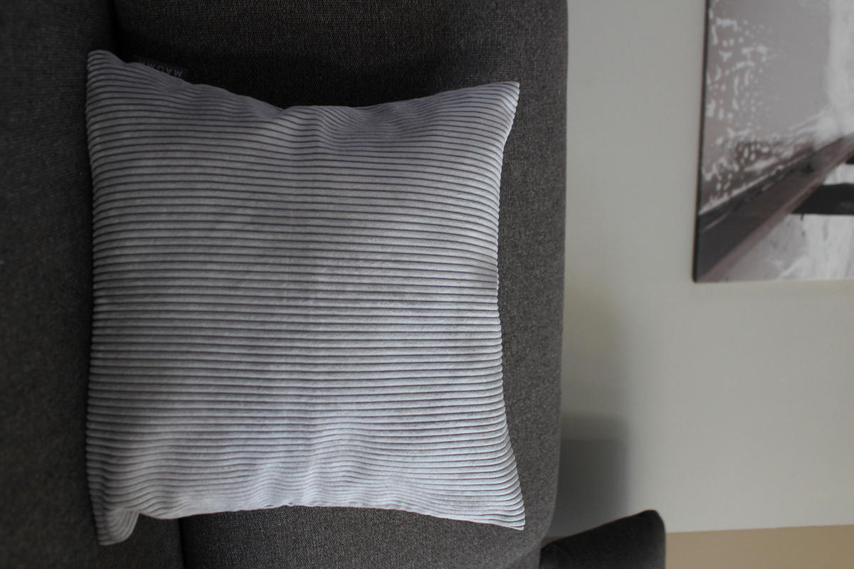 KISSENHÜLLE Inga Cord Look grau - Grau, Textil (40/40cm) - Magma Heimtexx