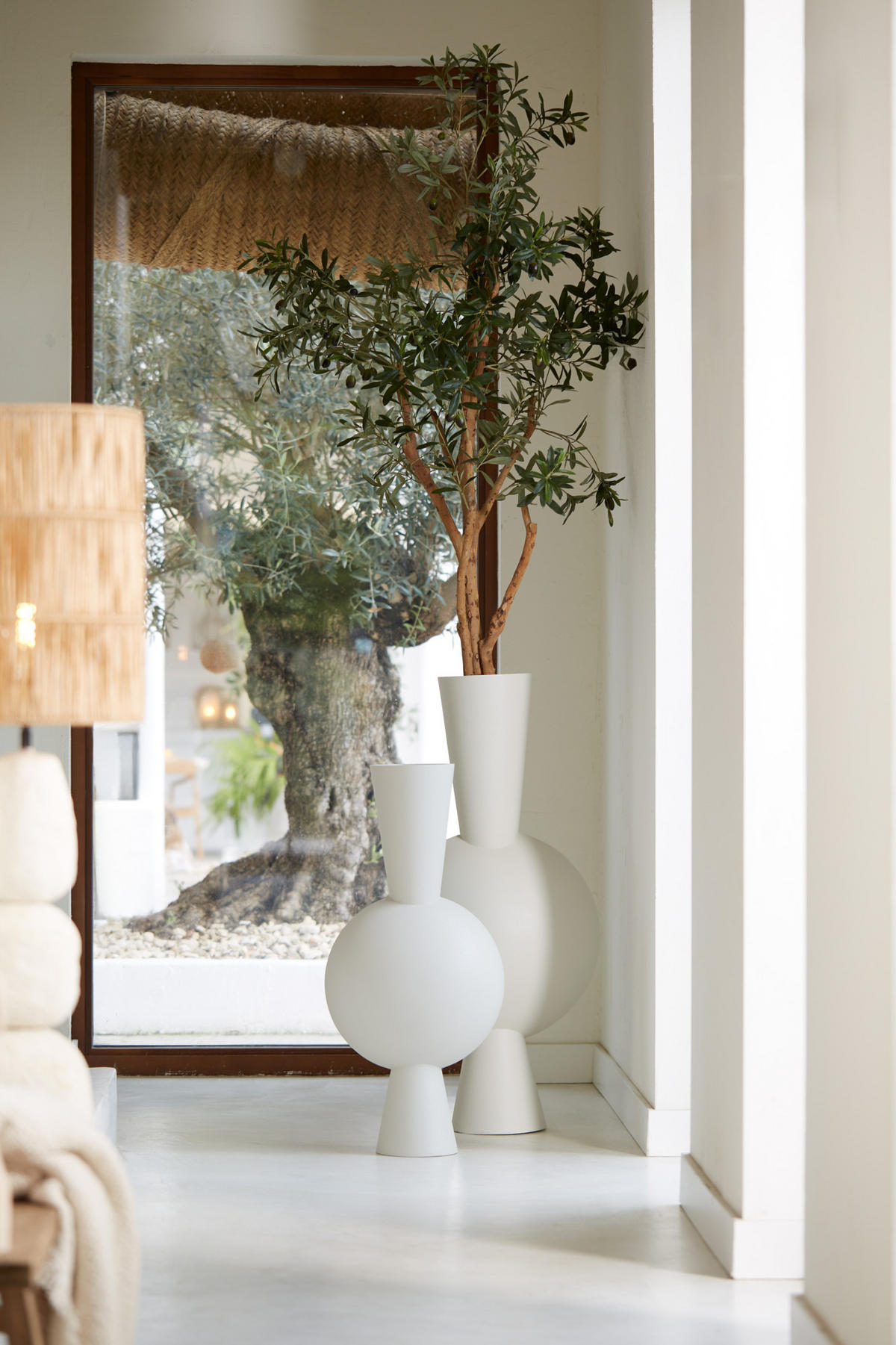 VASE Kavandu Weiß 47/26/100 cm - Weiß, Metall (100cm) - Light & Living