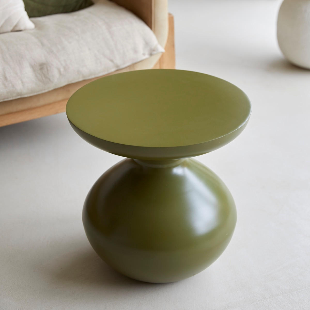 BEISTELLTISCH Tummy Grün aus Metall - Grün, Metall (38/38/40cm) - Tikamoon