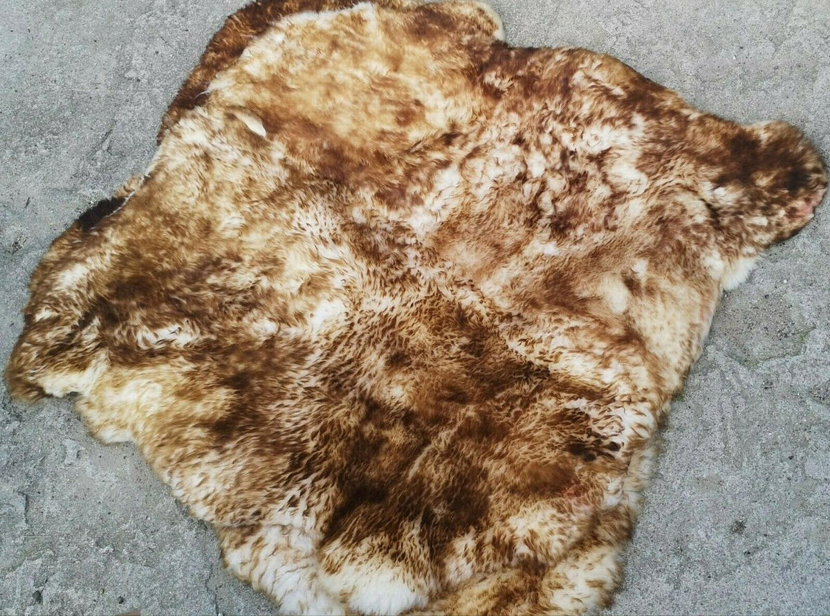 FELL Öko Schaffell Läufer Braun Geflammt ca. 110/110 cm - Braun, Fell (110/110cm) - Provellus