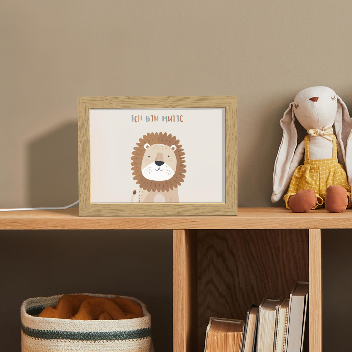 NACHTTISCHLAMPE Löwe - Beige - Tier - Mutig - Zitat 20x15 cm - Beige, Holzwerkstoff (8/20/15cm)