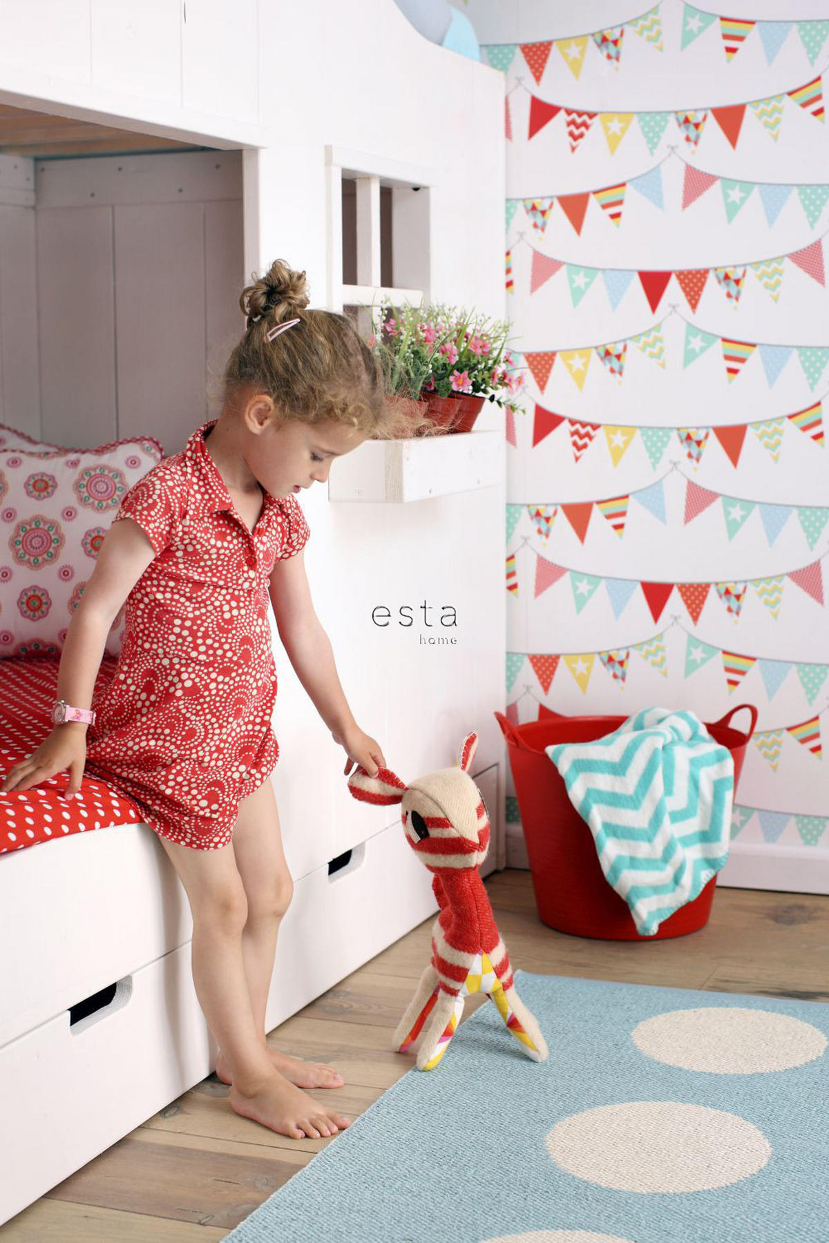 TAPETE Girlande 53 cm x 10.05 m - Rot, Papier (53/0.1cm) - ESTAhome