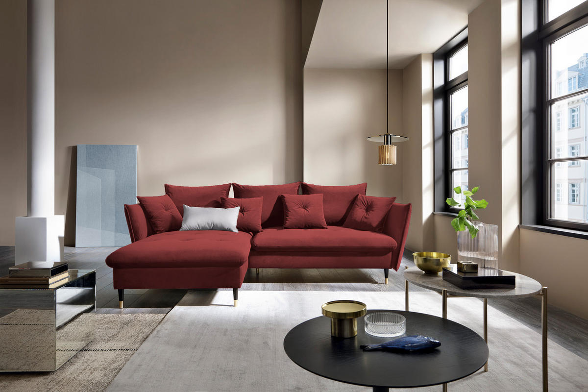 ECKSOFA GLAM mit Schlaffunktion, Ottomane & goldenen Füßen – Samtsofa im Glamour-Stil mit Zierkissen, 258x167x91cm, Linke, BURGUND - Bordeaux, Holz/Textil (167/258cm) - DomoHome