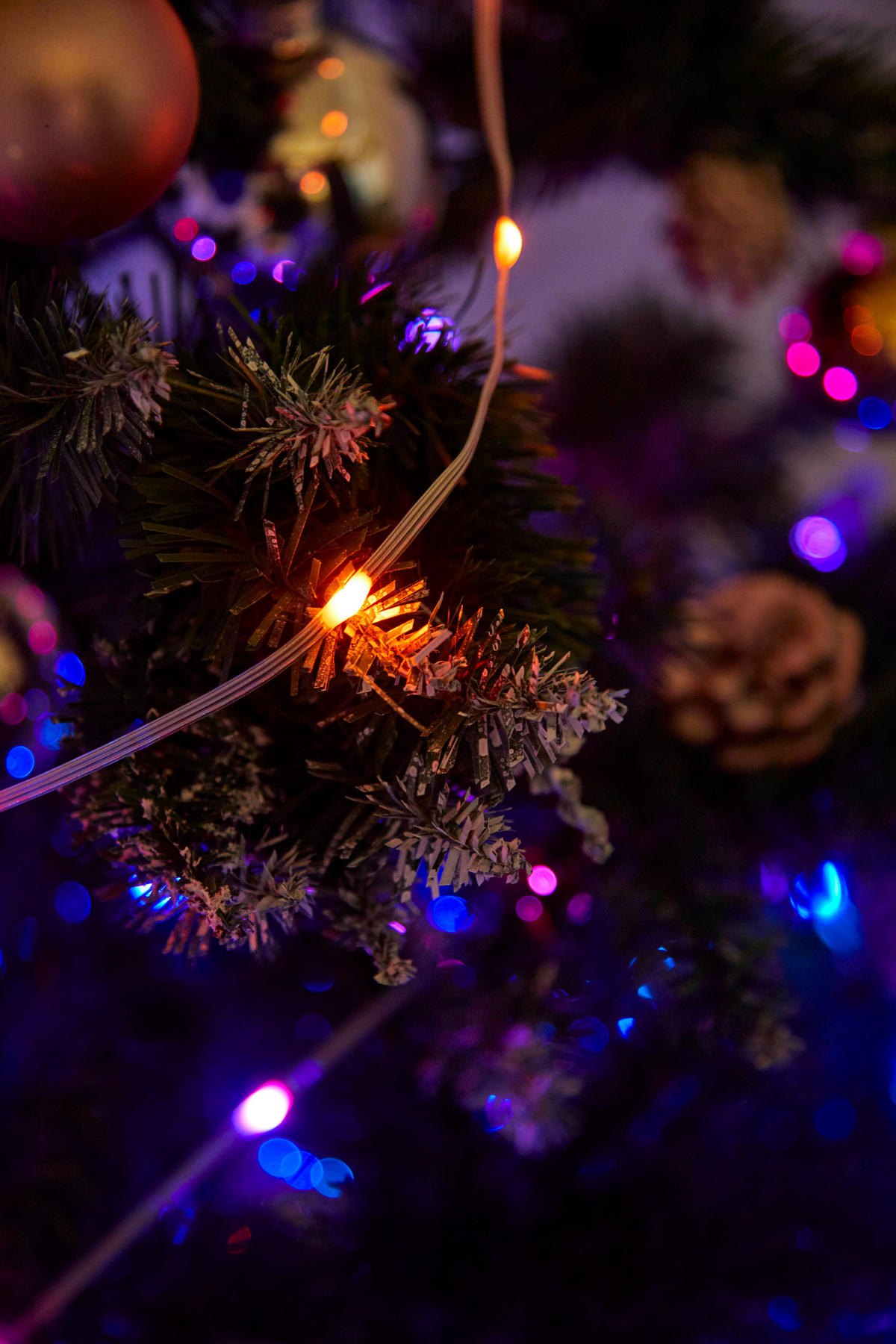 LED-EFFEKTLICHTERKETTE - mit Musiksensor, 100 Mikro-LEDs, IP44 wetterfest für Innen und Außen, 10m Länge, 5m Zuleitung - Weiß, Kunststoff (100cm) - Northpoint