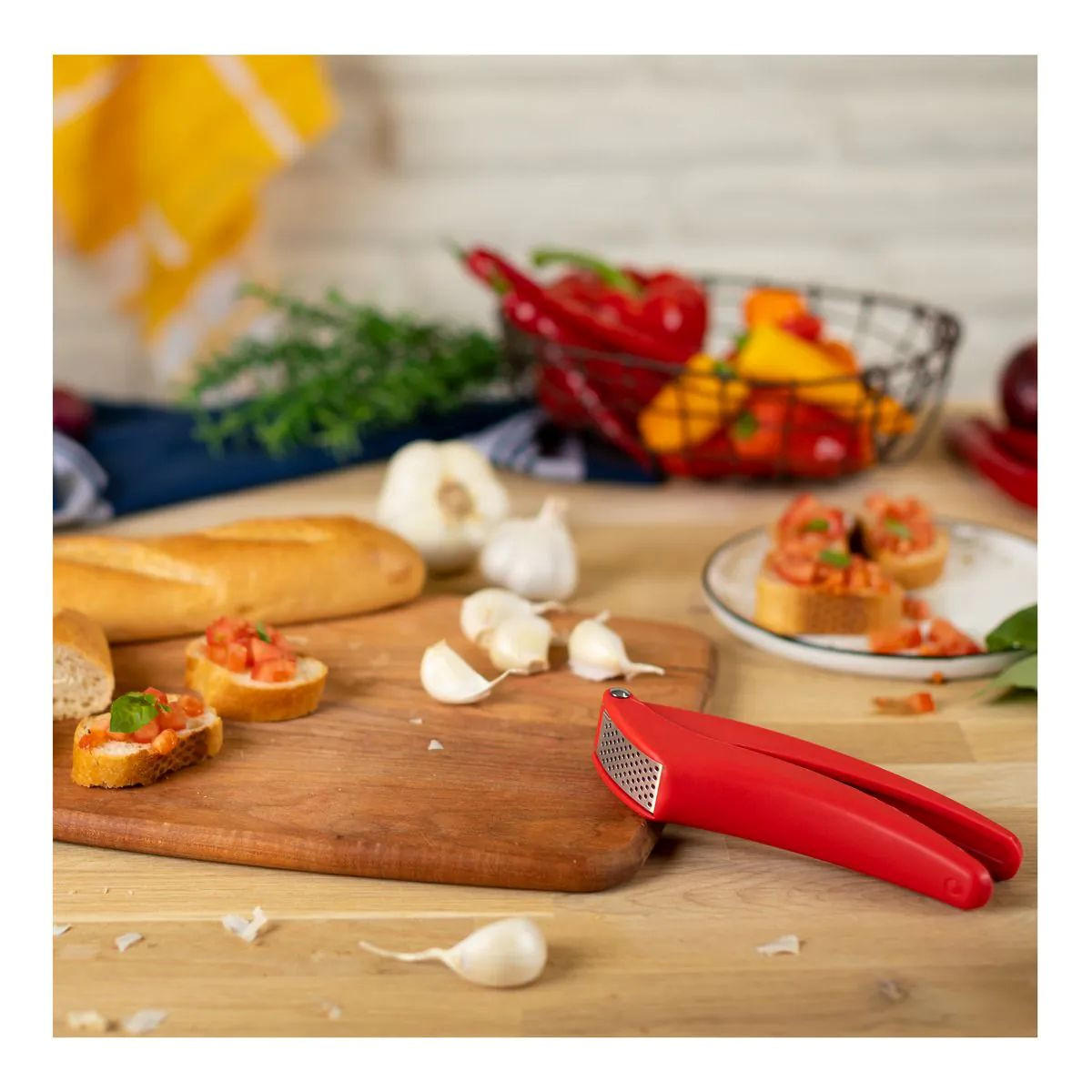 KNOBLAUCHPRESSE Easy Clean rot - Rot, Metall (16.8cm) - Kuhn Rikon