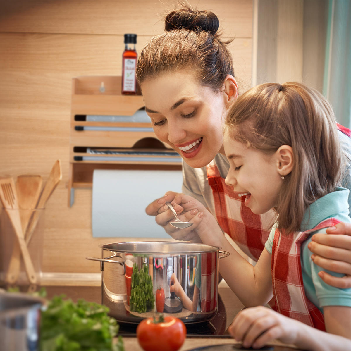 WANDROLLENHALTER - Hellbraun, Holz/Holzwerkstoff (39.5/31/11cm) - Relaxdays