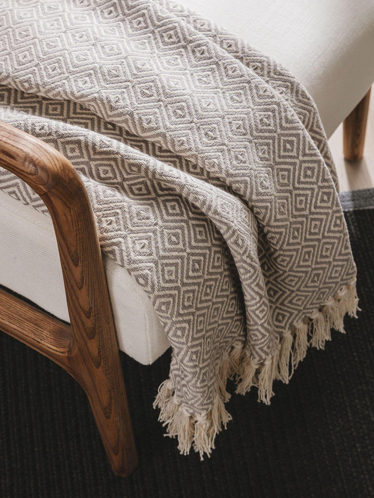 BAUMWOLLDECKE Jasmin Grau 125x150 cm - Grau, Textil (125/150cm) - benuta Nest