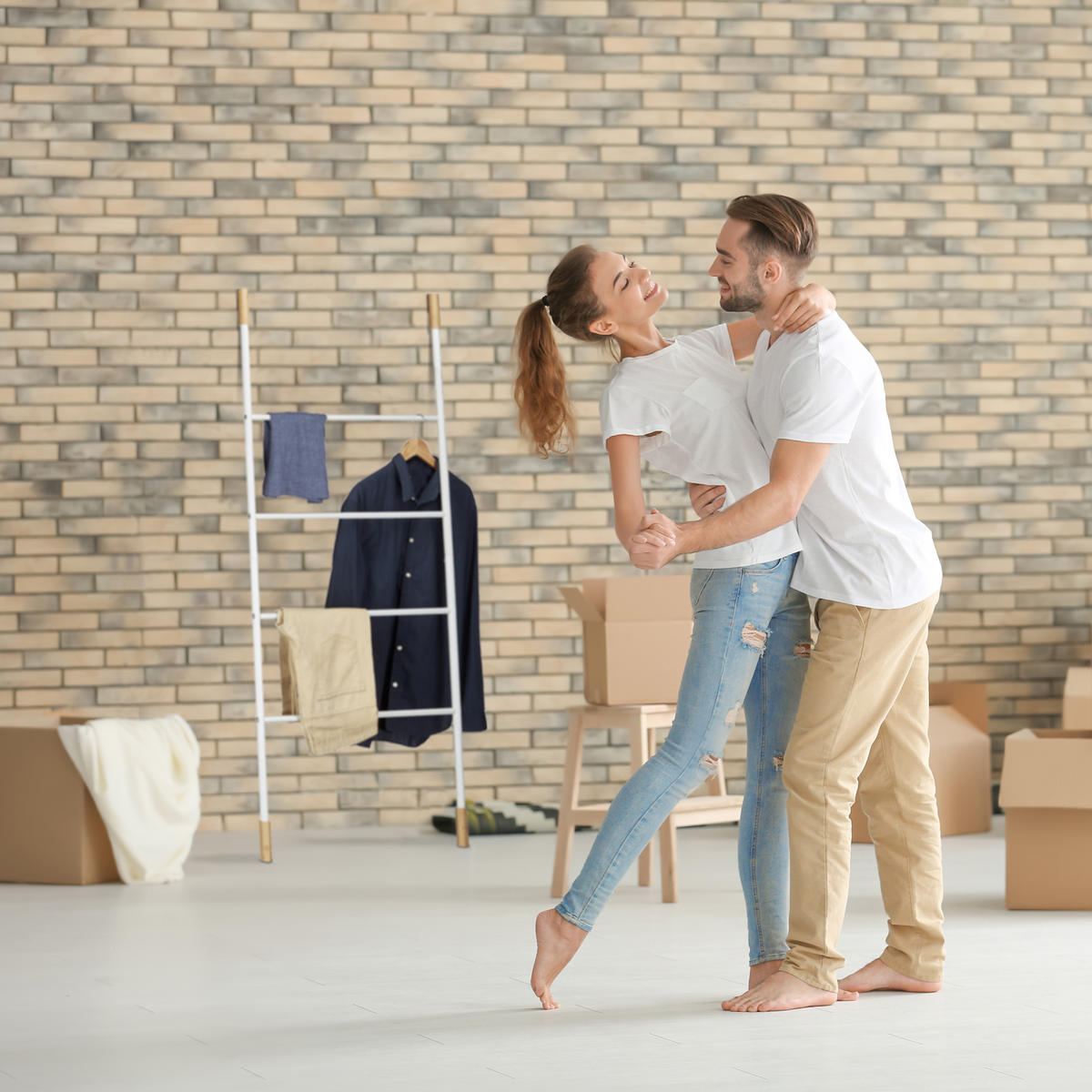 UTERÁKOVÝ rebrík - biela, kov/drevo (69/150/2cm) - Relaxdays