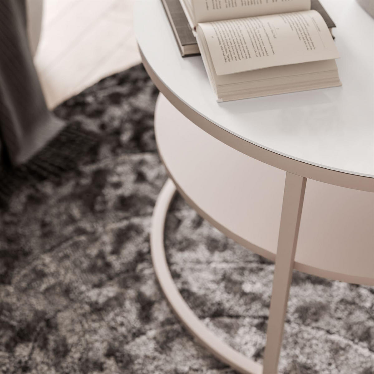 COUCHTISCH CIRI GLASS KASCHMIR mit Ablage Platte aus weißem Glas - Weiß, Glas (70/70/47cm) - Lookway