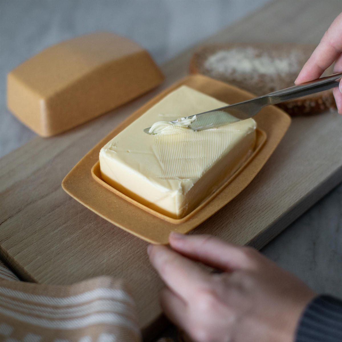 BUTTERDOSE Rio Nature wood 12,1/17,5/5,8 cm - Braun, Kunststoff (17.5/5.8/12.1cm) - KOZIOL