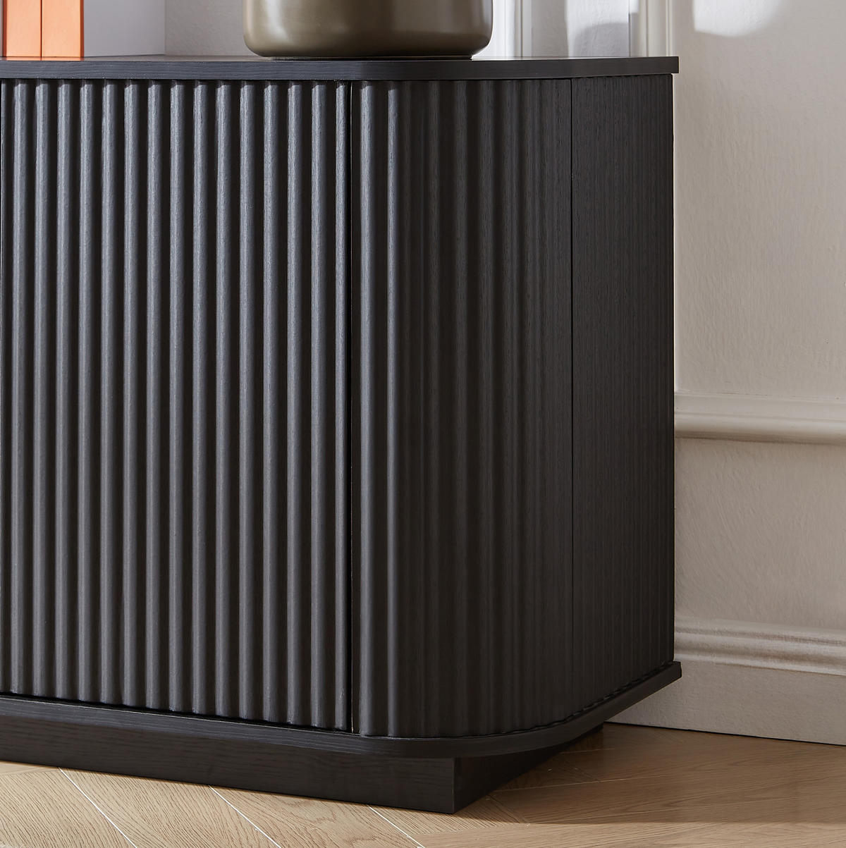 SIDEBOARD 162,5/38/61 cm in Schwarz mit Wellenfront und 4 Türen - Schwarz, Metall (162/61/38cm) - Flora Grace