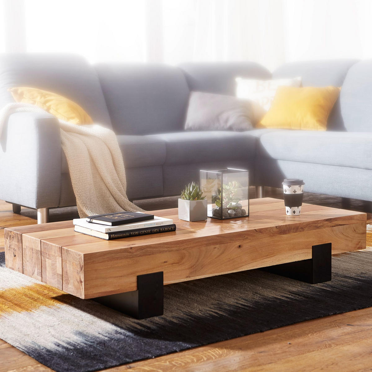 COUCHTISCH Industrie-Stil in Akazienholz und Schwarz Metall, Maße 130x25x59 cm - Beige/Schwarz, Holz/Metall (59/130/25cm) - KADIMA DESIGN