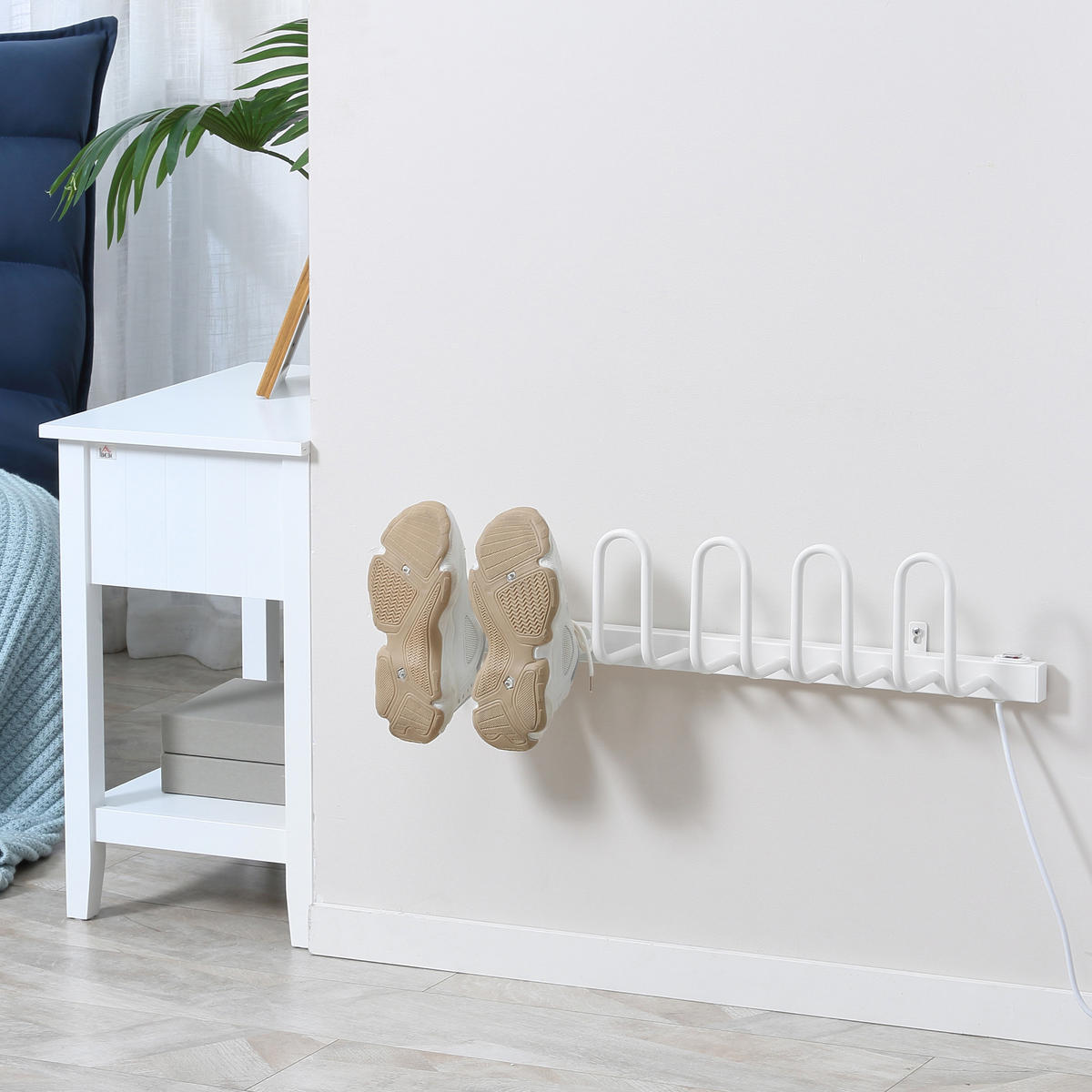 60 W Elektrischer Schuhtrockner für 3 Paar Schuhe Wandmontage Haushalt Weiß - Weiß, Metall (13/17/76cm) - HOMCOM