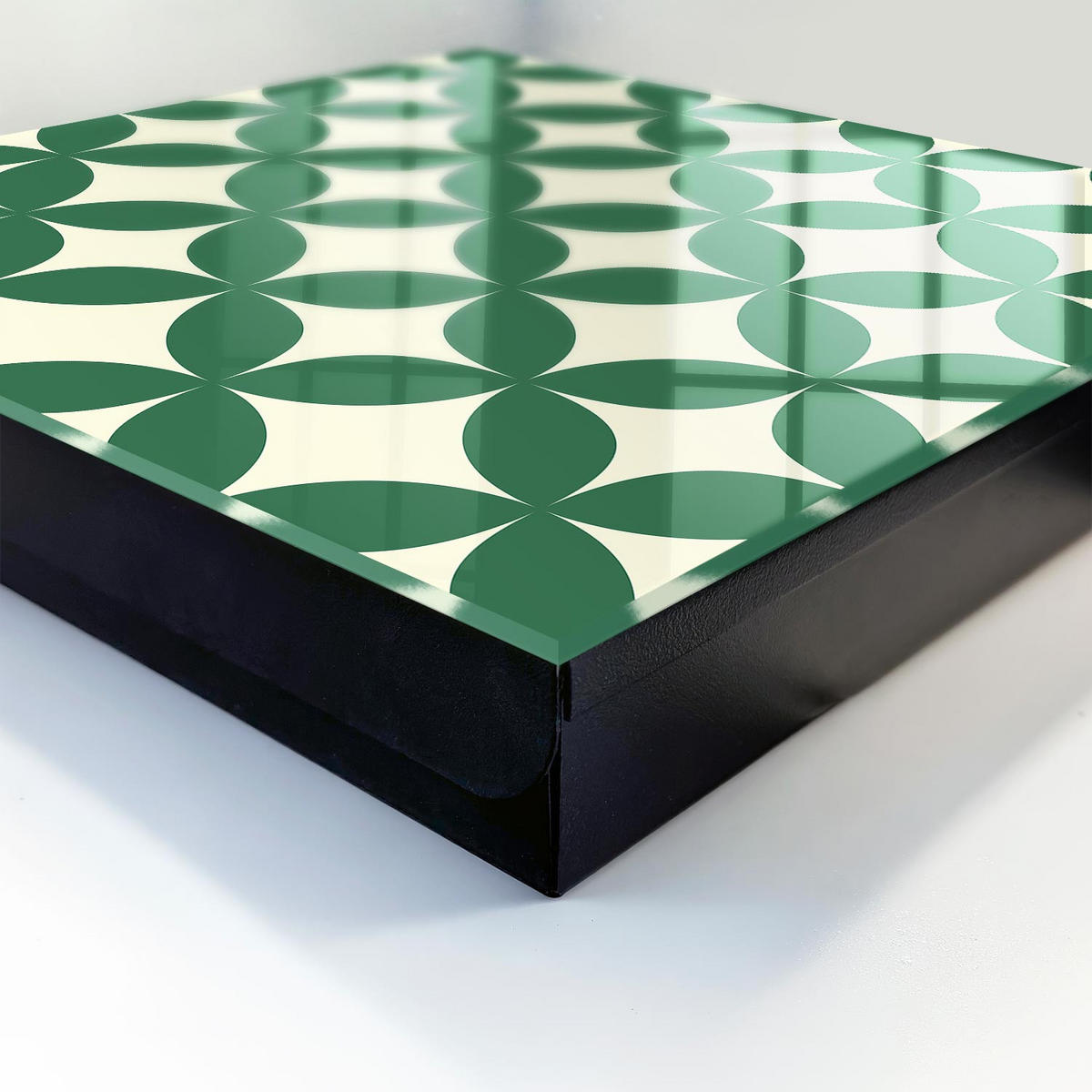 SCHLÜSSELBOX Schwarz 30x30 cm- Türöffnung nach rechts - Grüne Räder - Grün, Metall (30/30/5cm) - TULUP