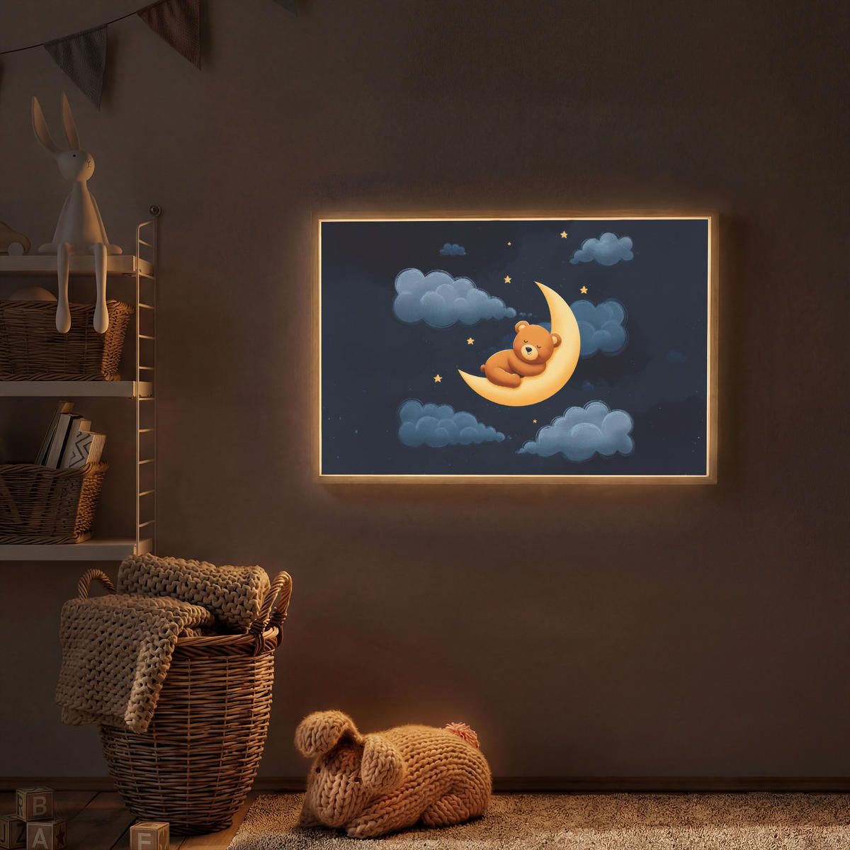 NÁSTĚNNÁ LAMPA S AKUMULÁTOREM Medvídek - Měsíc - Mraky - Hvězdy 100x70 cm - tmavě modrá, kompozitní dřevo (100/70/8cm) - OnlyWow