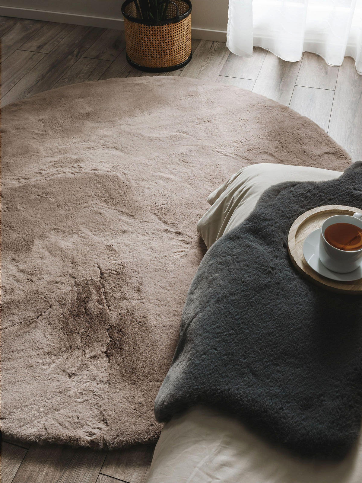 KUNSTFELL-TEPPICH Dave Taupe ø 80 cm rund - Taupe, Textil (80/80cm) - benuta Nest