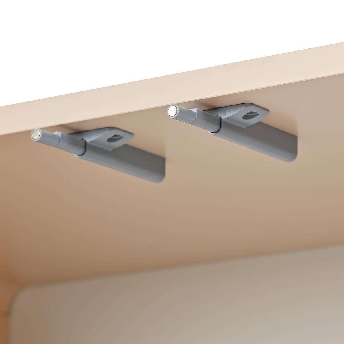 SIDEBOARD Holzoptik mit 3 Türen und viel Stauraum - Eichefarben, Holzwerkstoff (152.5/76.5/40cm) - Urban Meuble