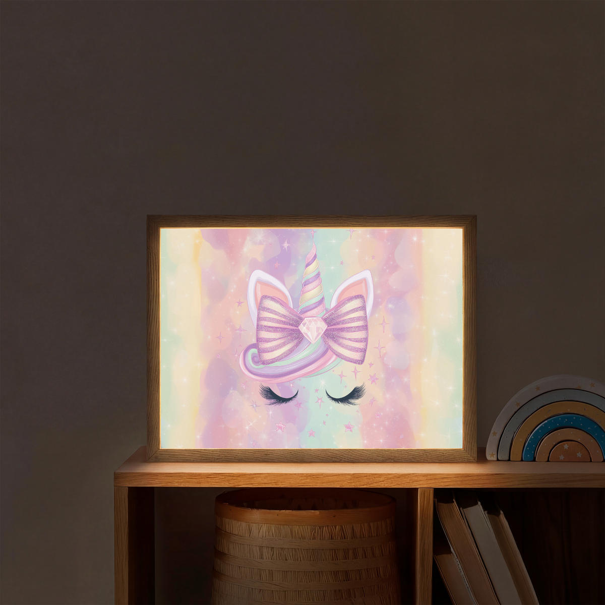 NÁSTĚNNÁ LAMPA S AKUMULÁTOREM Jednorožec - Třpytky - Duha - Pastelové barvy 40x30 cm - světle růžová, kompozitní dřevo (40/30/8cm) - OnlyWow