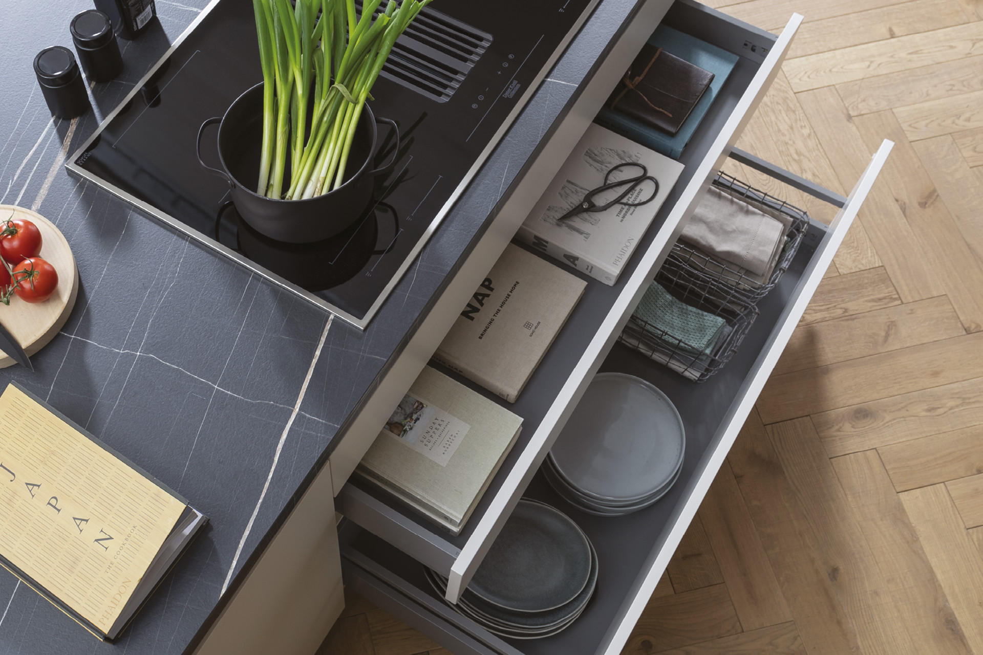 Schublade mit Stauraum