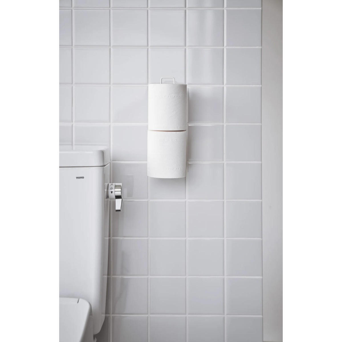 TOILETTENPAPIERHALTER mit Saugnapf – H25 cm - Weiß, Kunststoff (7.7/25/12cm) - Yamazaki